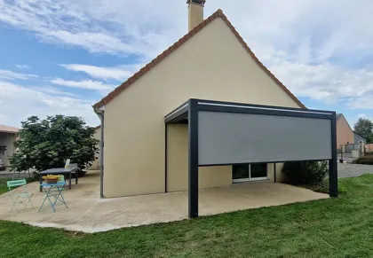 pergola aluminium attenante maison teloche