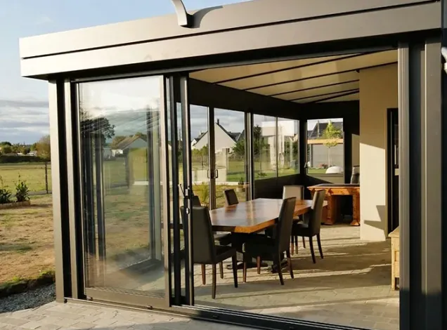 veranda contemporaine le mans esthetique epuree et moderne